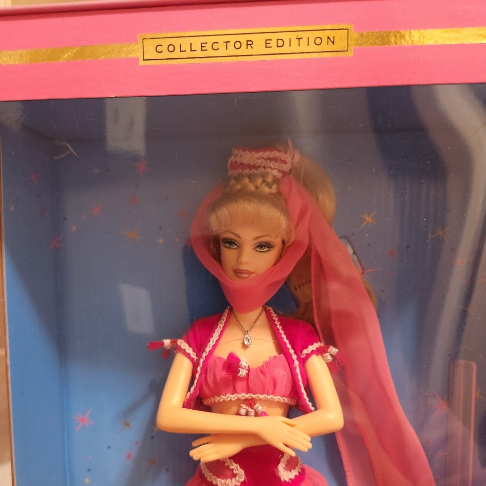 SOLD I dream of Jeannie Barbie Mattel collectible new in box - Picture 3 of 9